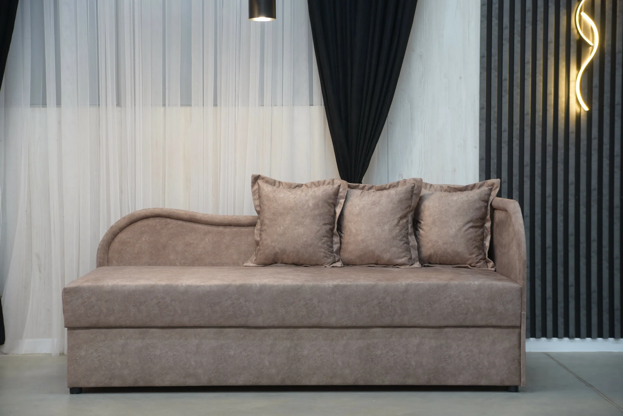 lizhko-hvylya_main_pillows