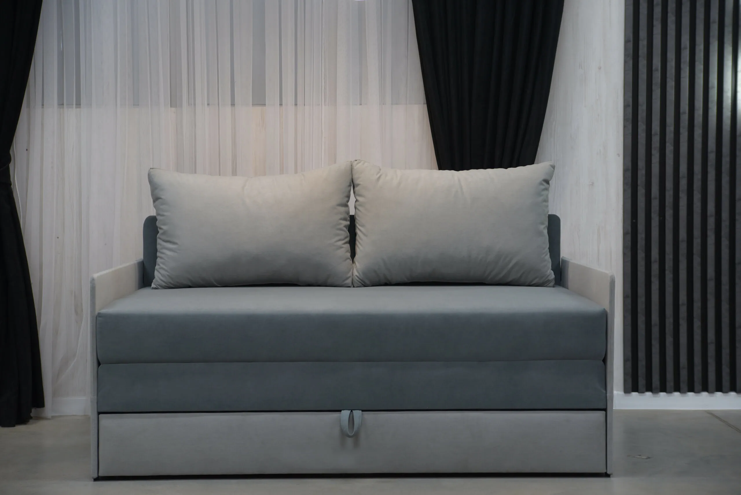 omega-new-1-60_main_pillows
