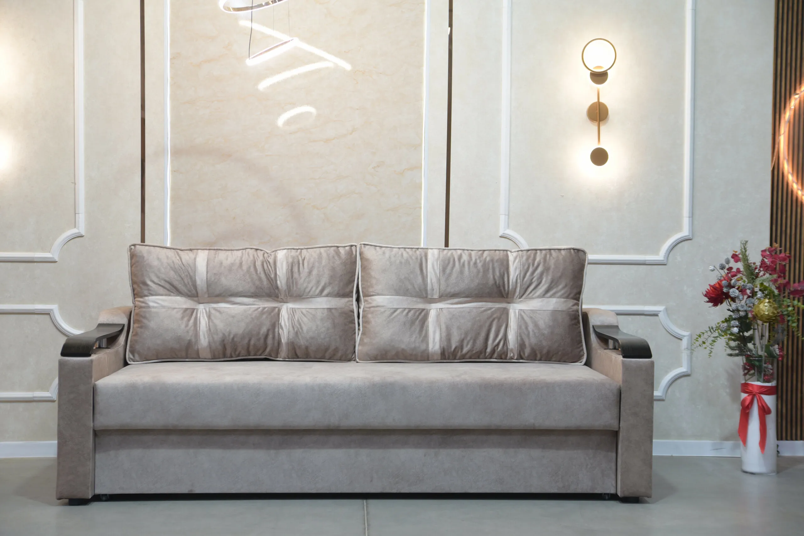 romans_main_pillows